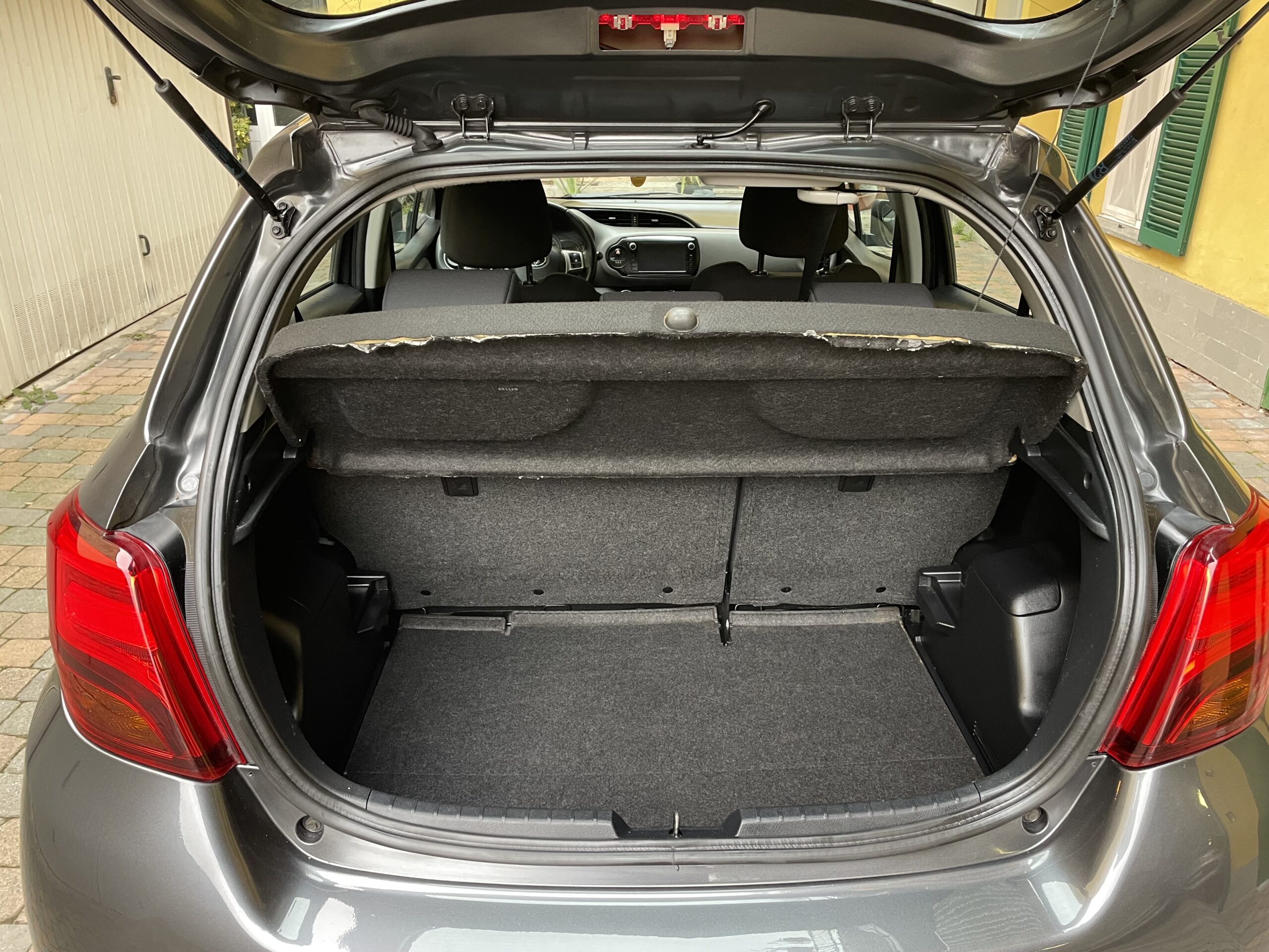 TOYOTA YARIS 1.0 Active 5 porte - immagine 7