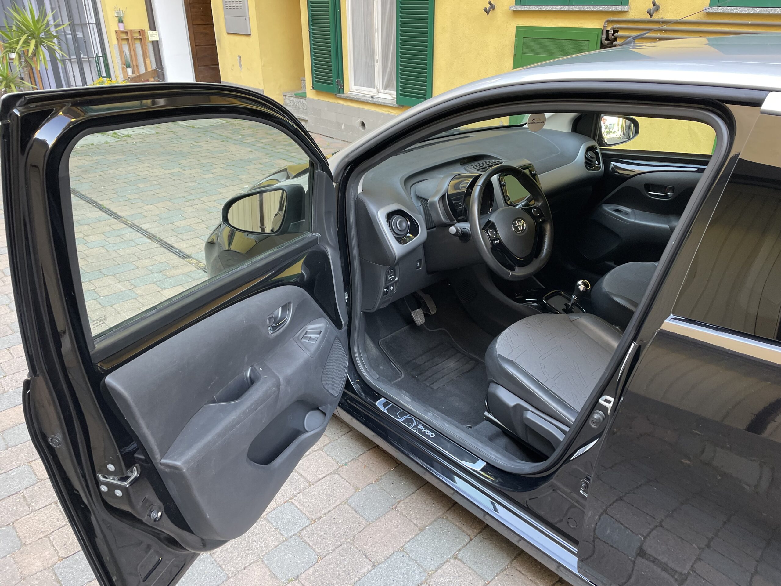 TOYOTA AYGO 1.0 X-clusiv M-mt 72cv - immagine 14