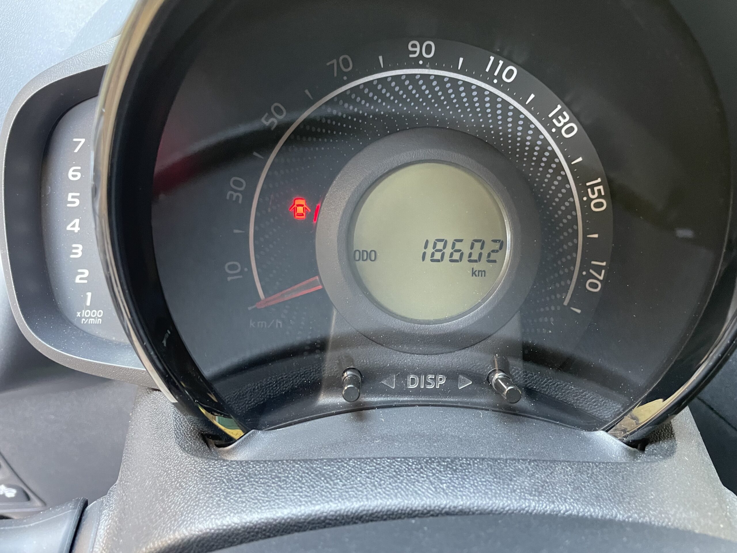 TOYOTA AYGO 1.0 X-clusiv M-mt 72cv - immagine 12