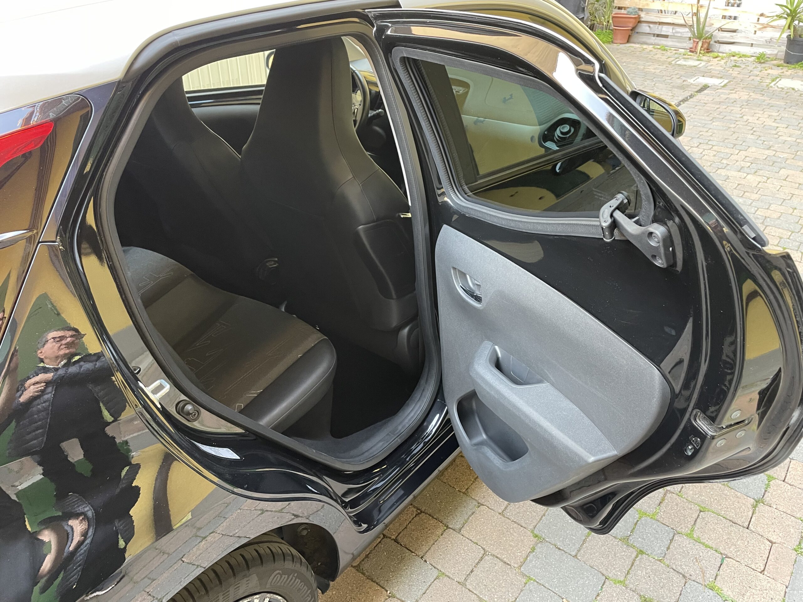 TOYOTA AYGO 1.0 X-clusiv M-mt 72cv - immagine 4