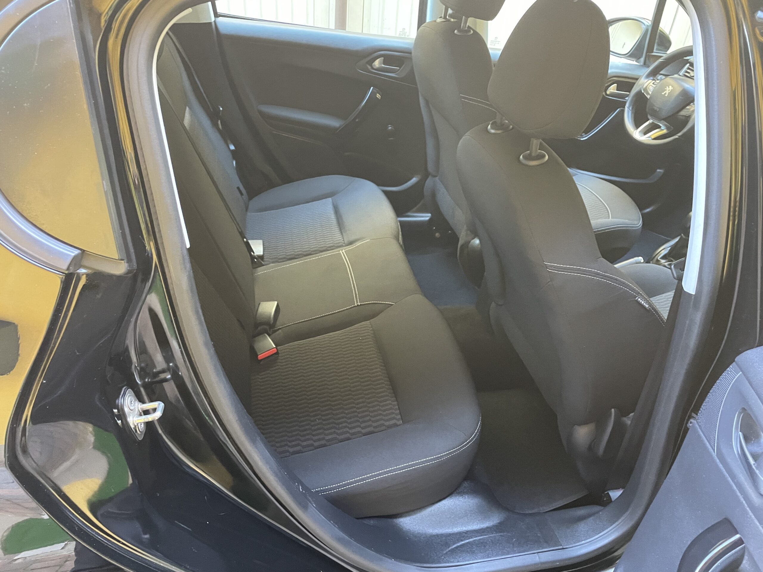 PEUGEOT 208 1.2 Puretech Active 82cv - immagine 10