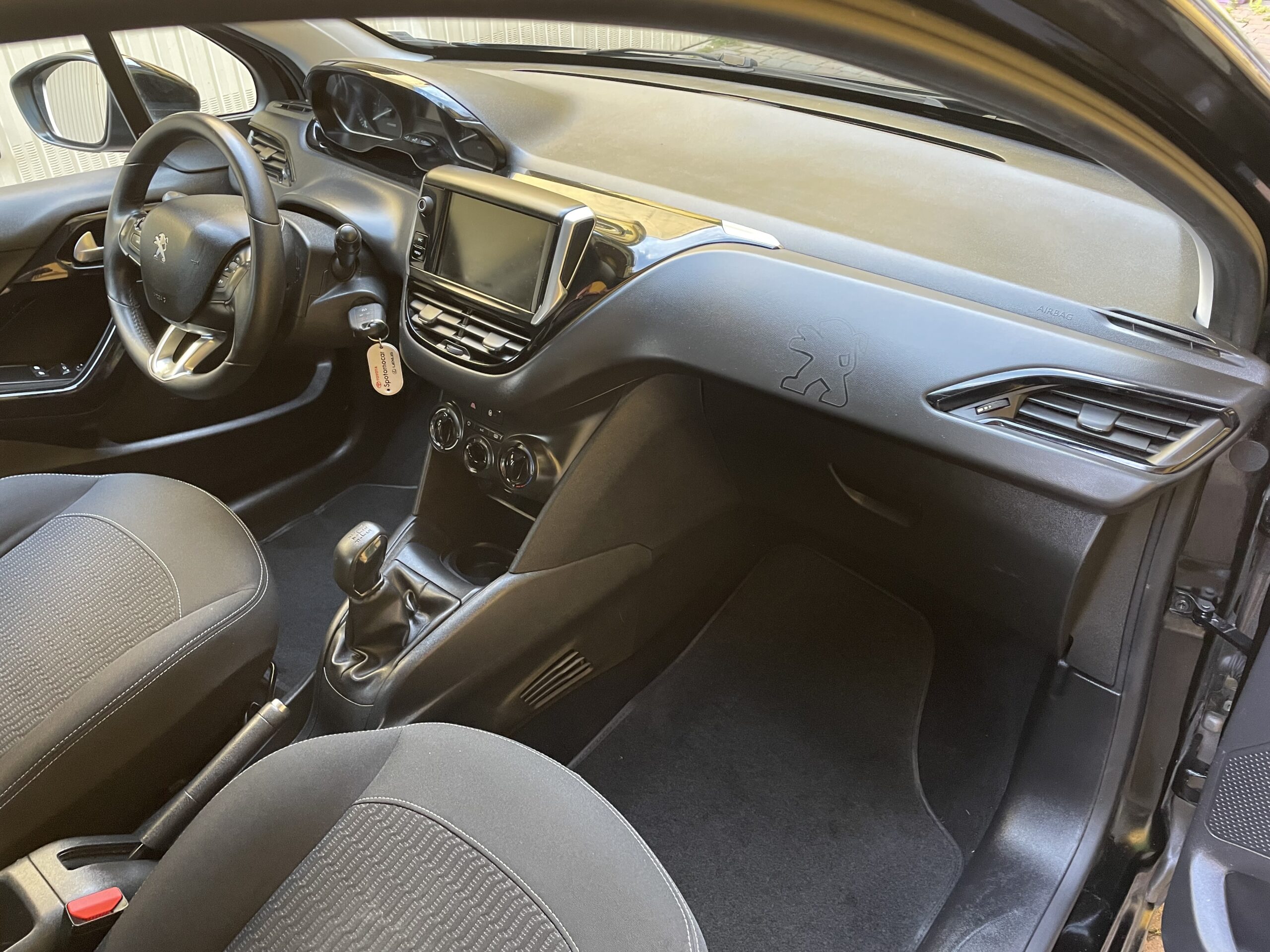 PEUGEOT 208 1.2 Puretech Active 82cv - immagine 8