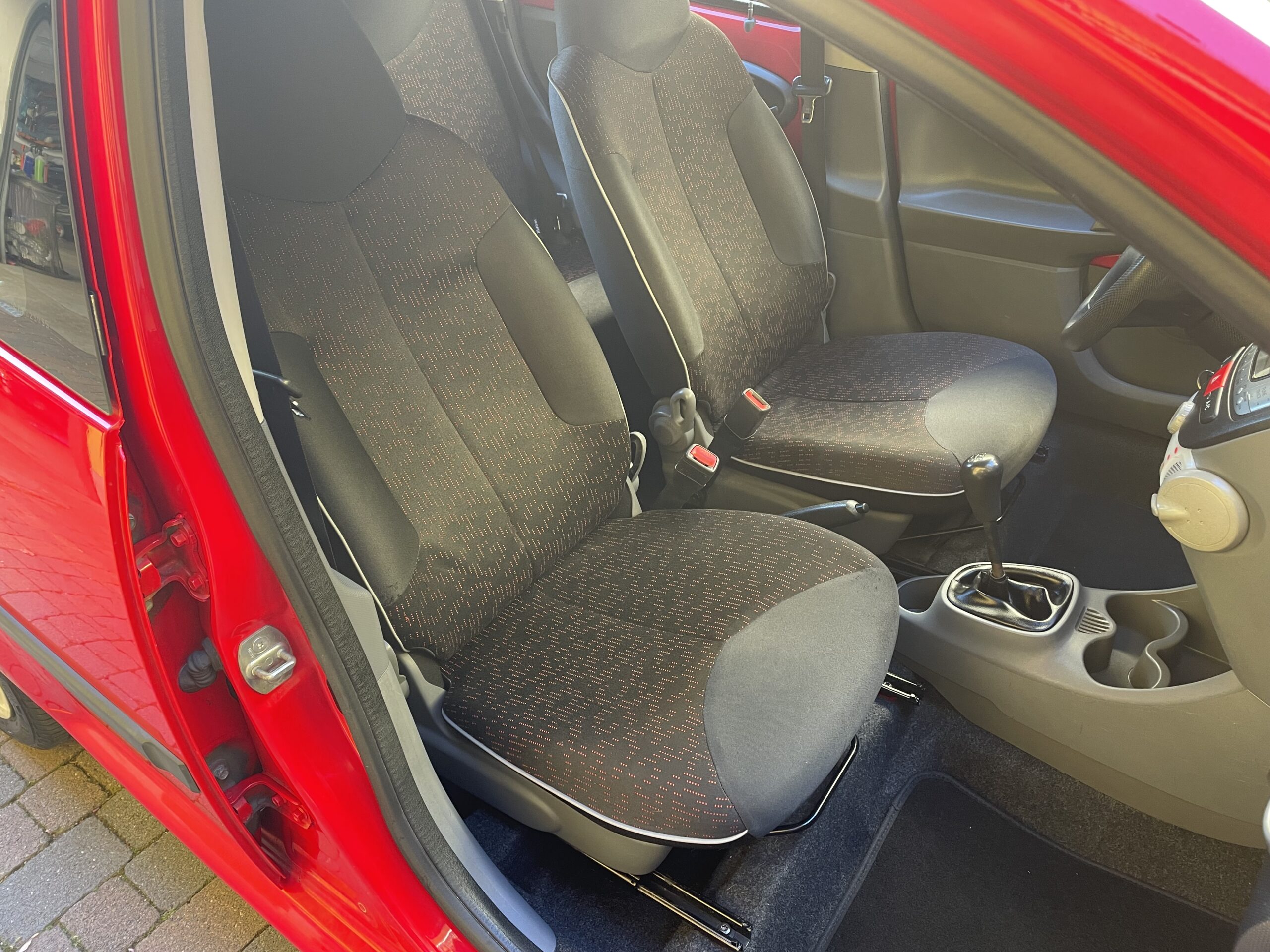 PEUGEOT 107 1.0 12V Acces 5P - immagine 17