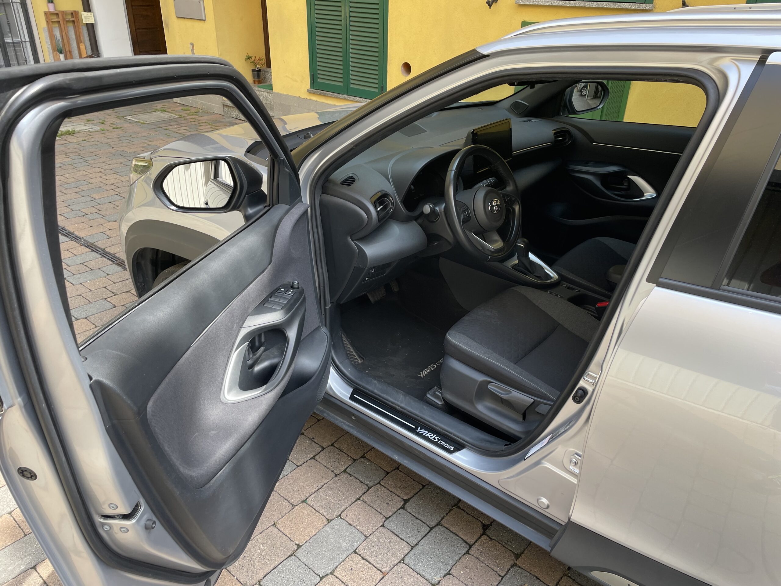 TOYOTA YARIS CROSS 15h Trend fwd 116cv e-cvt - immagine 10