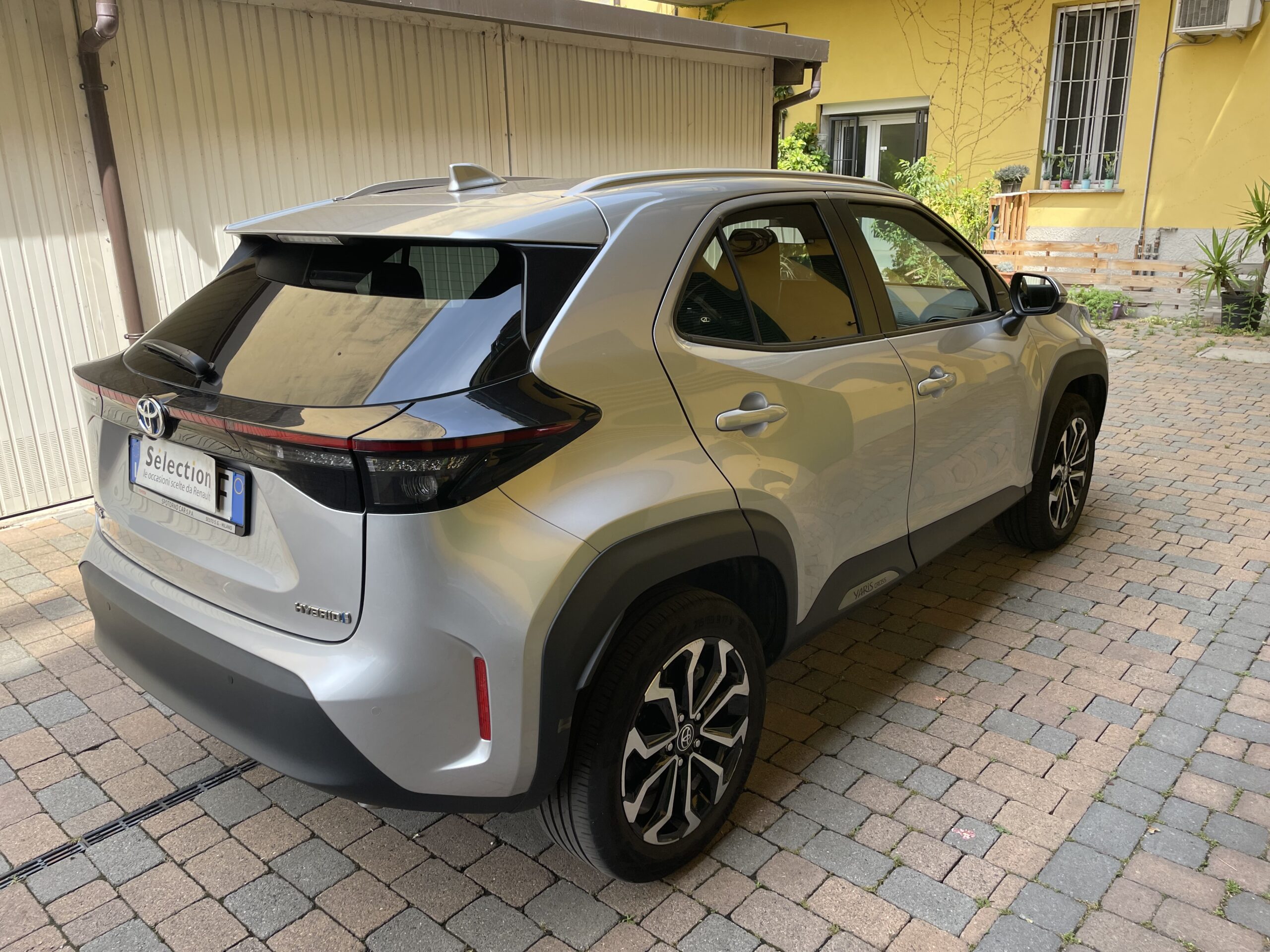 TOYOTA YARIS CROSS 15h Trend fwd 116cv e-cvt - immagine 2
