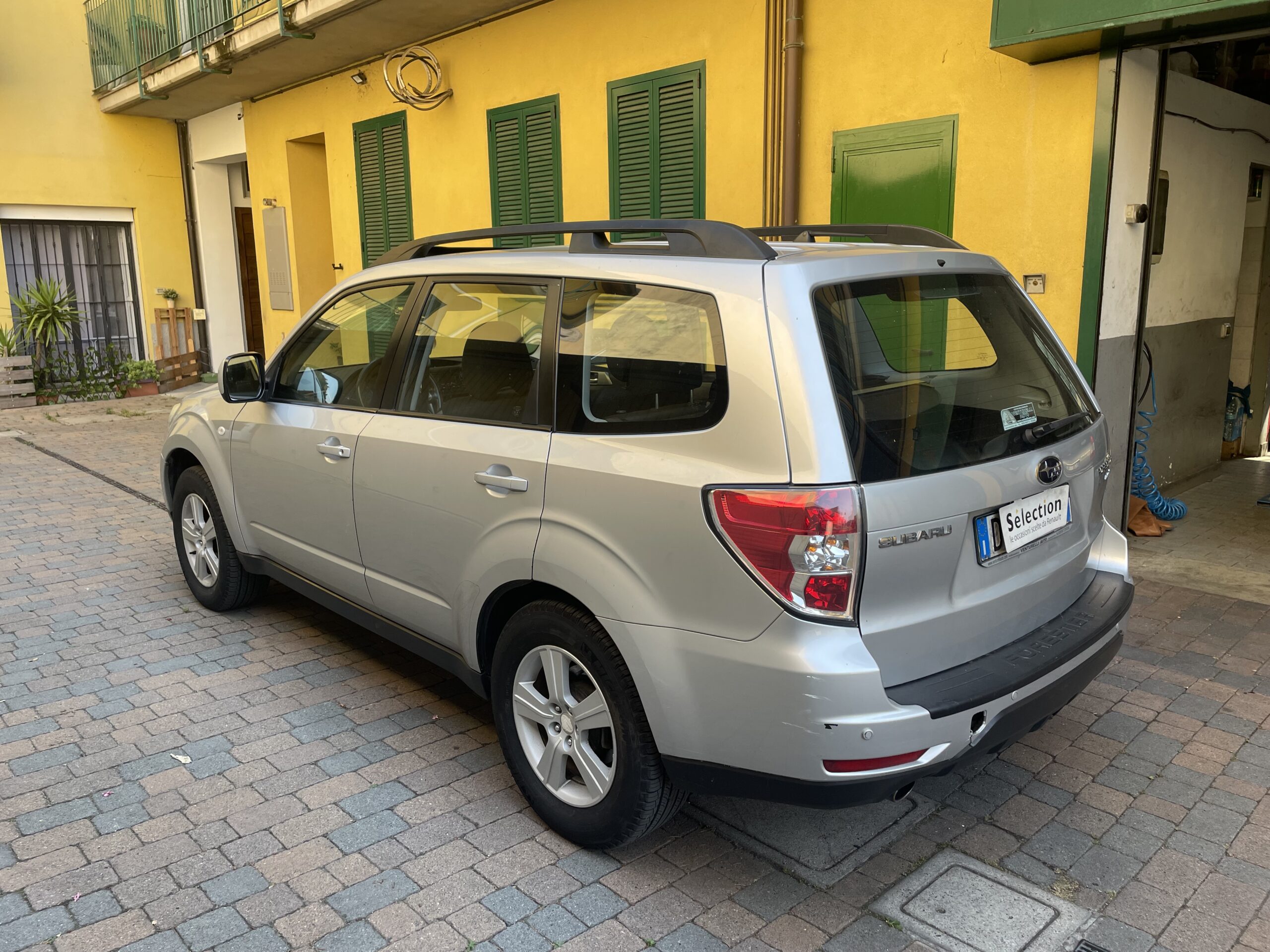 SUBARU FORESTER 2.0 XS Bi Fuel auto per commercianti - immagine 7