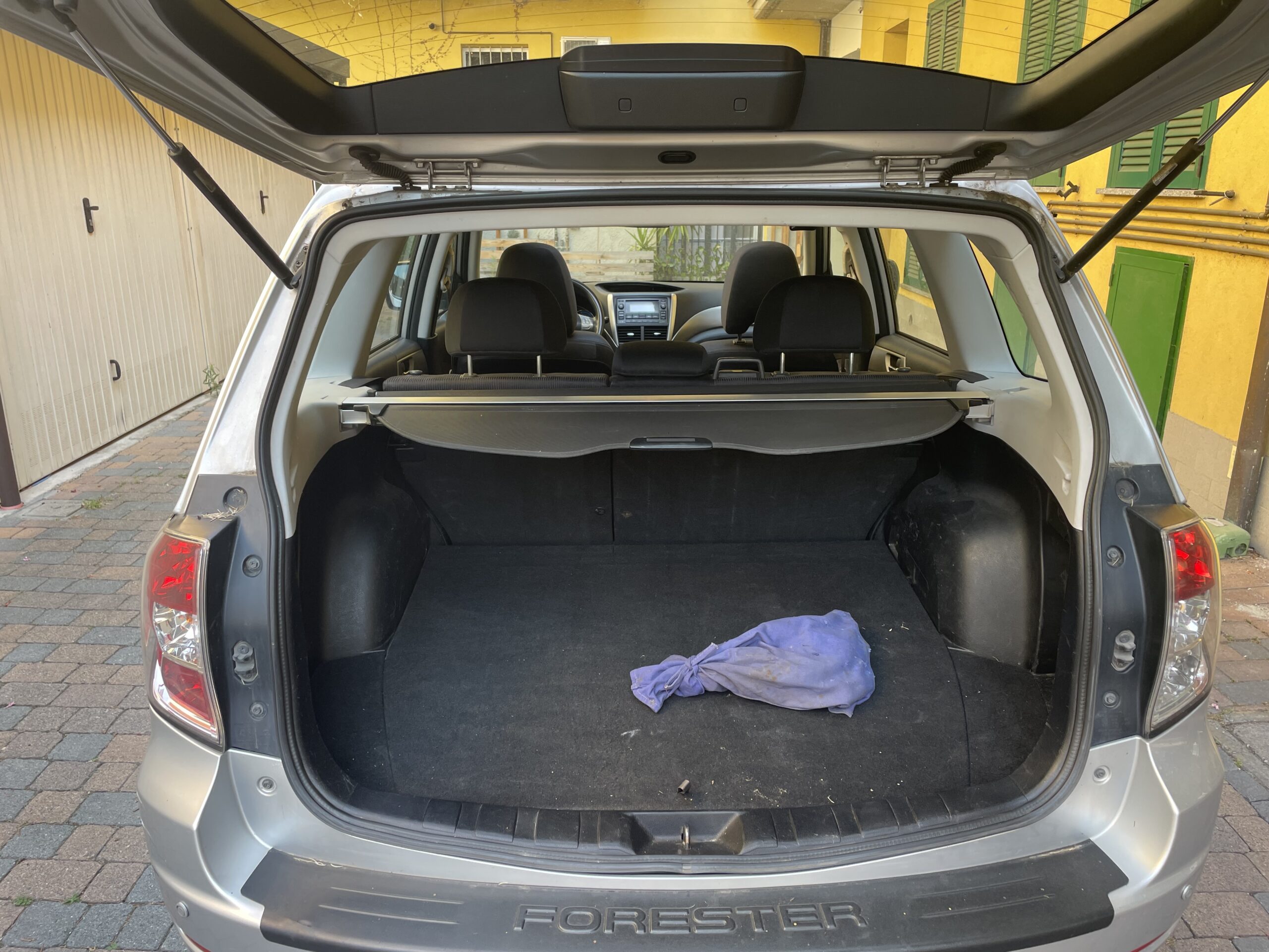 SUBARU FORESTER 2.0 XS Bi Fuel auto per commercianti - immagine 6