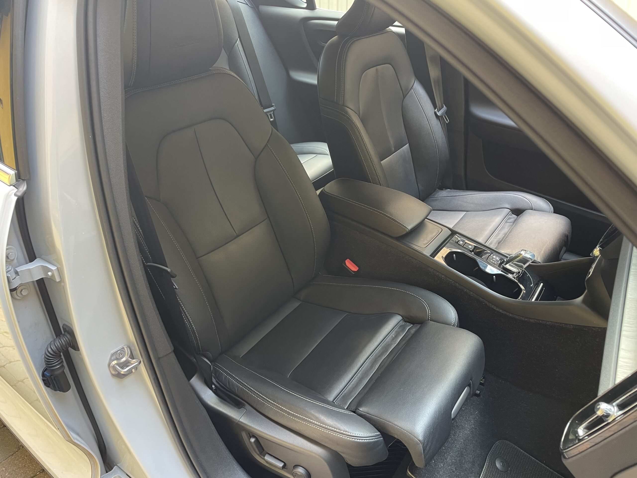 VOLVO XC40 2.0 t4 Inscription Awd Geartronic - immagine 18
